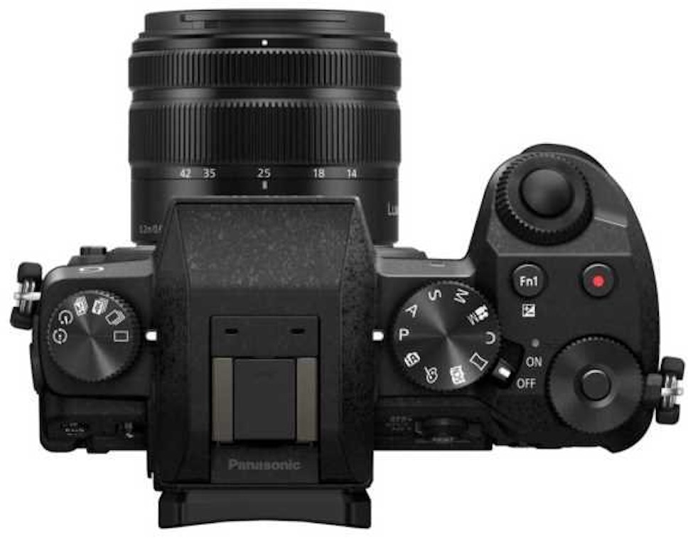 Aparat bezlusterkowy Panasonic Lumix DMC-G7KEG-K Czarny + Obiektyw 14-42mm Aparat bezlusterkowy Panasonic Lumix DMC-G7KEG-K Czarny + Obiektyw 14-42mm