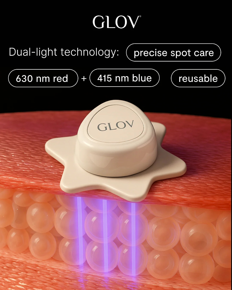 SUPERNOVA GLOV z etiu ładującym Kuracja punktowa LED na niedoskonałości