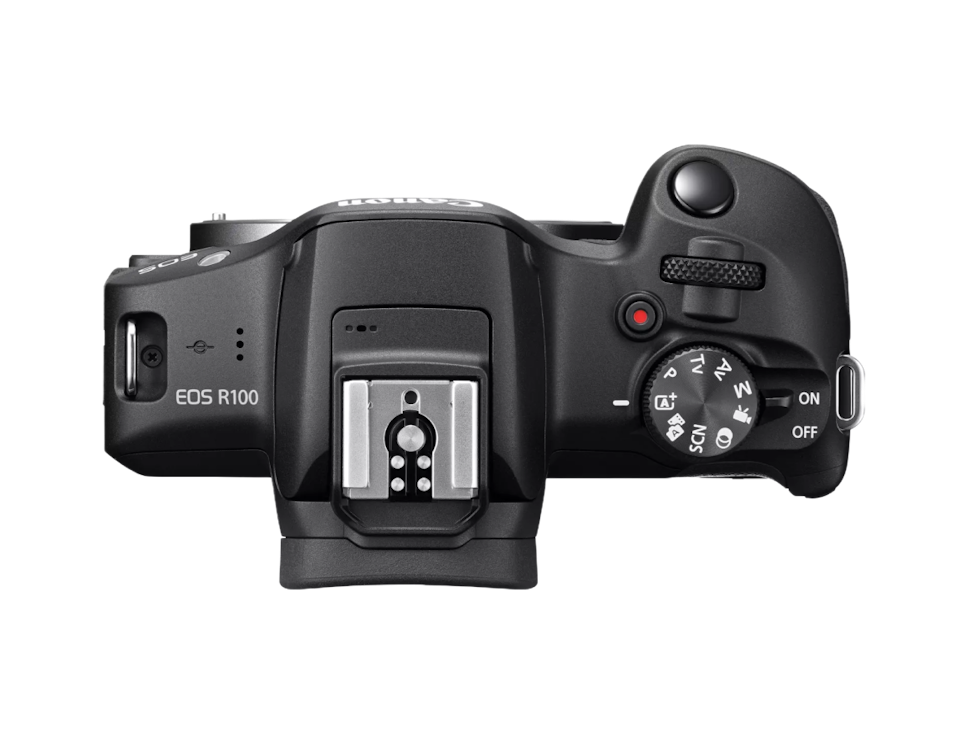 Aparat Canon EOS R100 + RF-S 18-45mm F4.5-6.3 Aparat Canon EOS R100 + RF-S 18-45mm F4.5-6.3