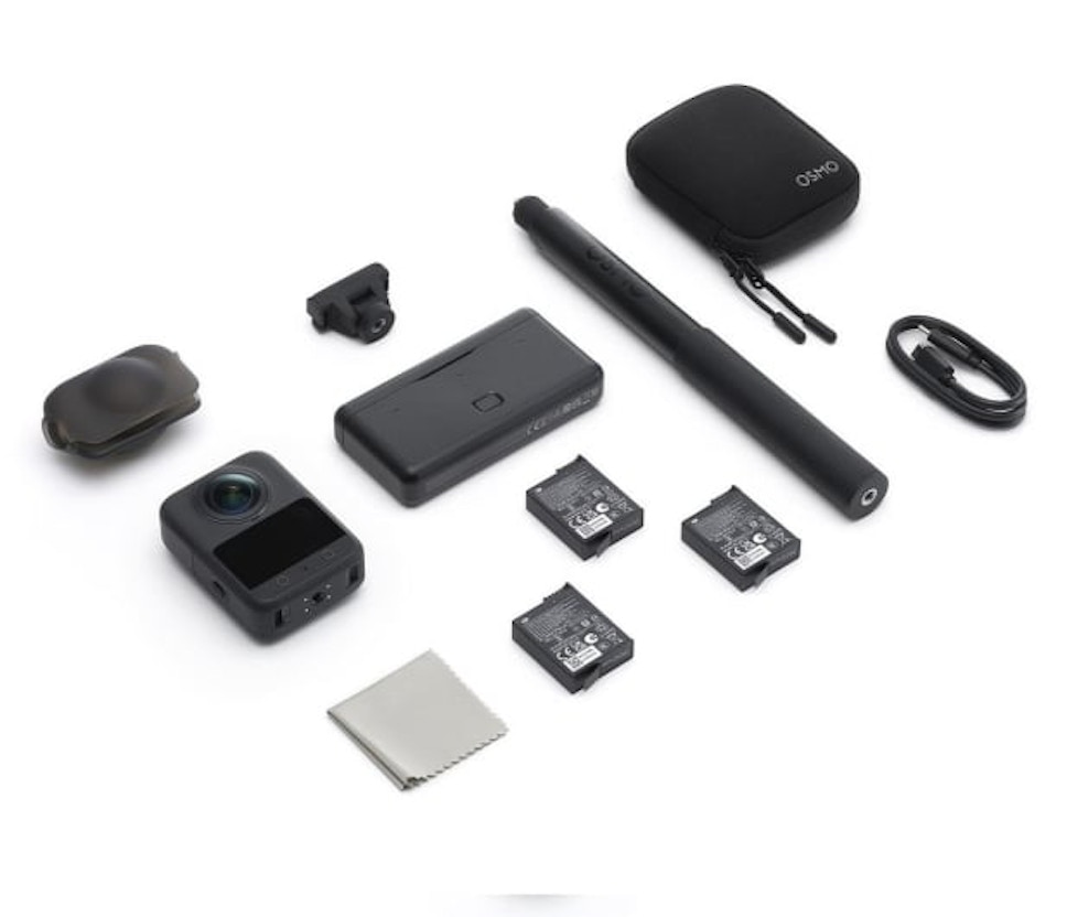 DJI Osmo 360 Adventure Combo