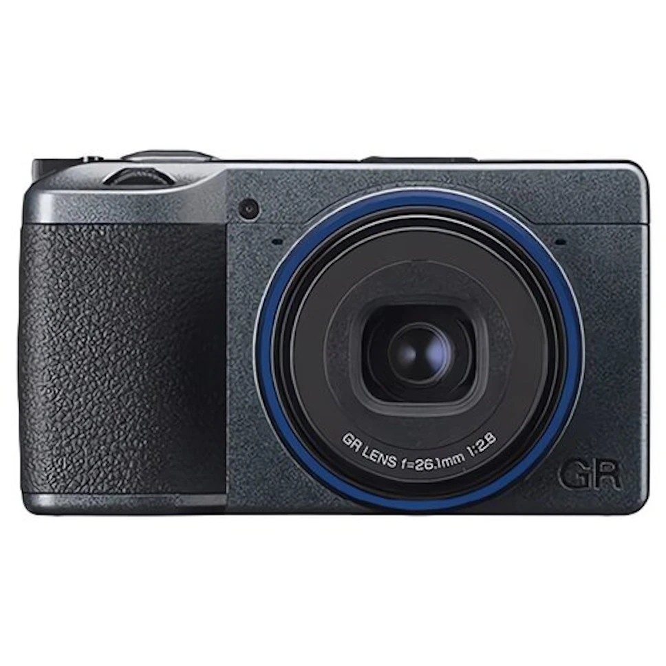 RICOH GR IIIx Urban Edition + GC 11